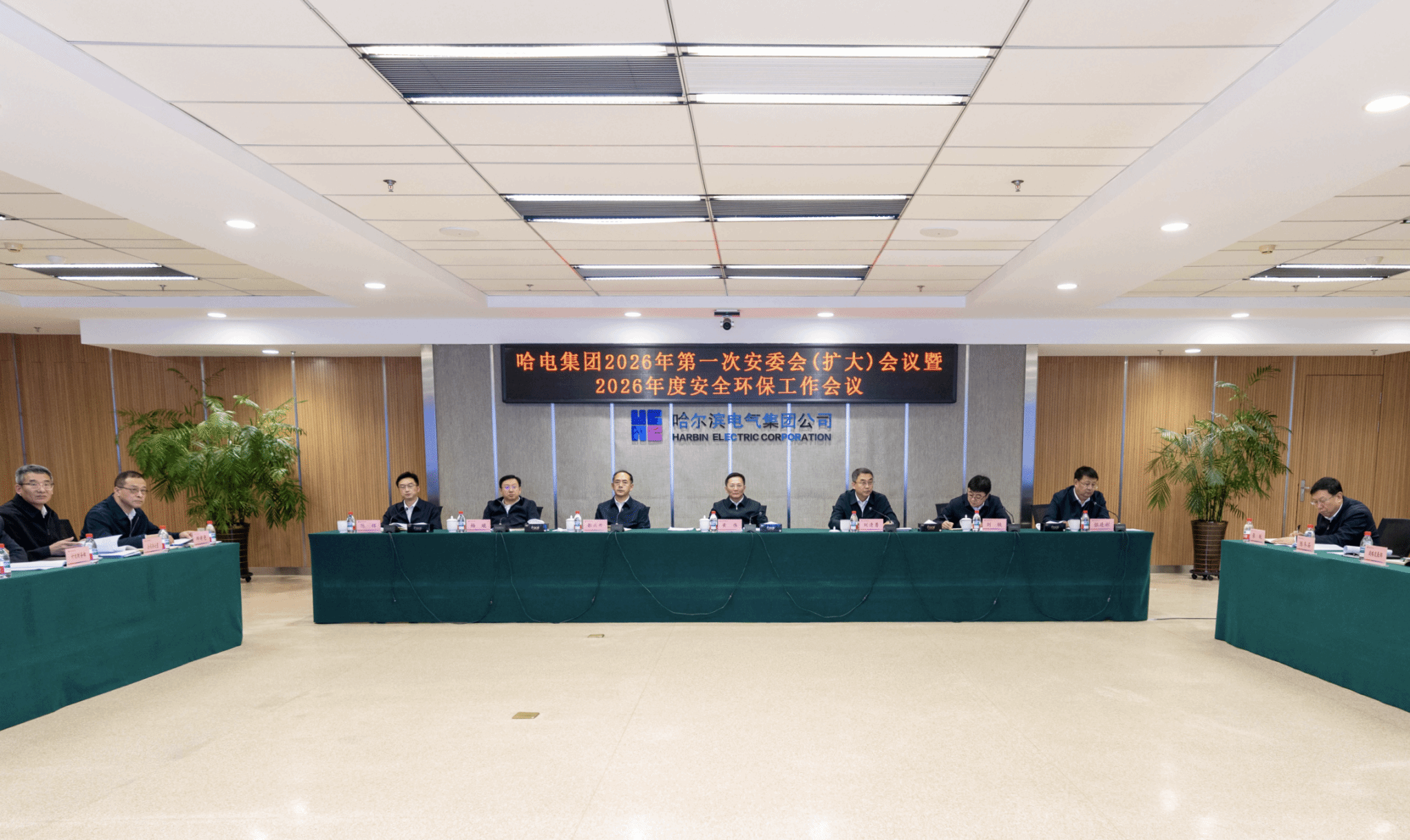 706395F02D9DACBFF7B4ADC350E_4D8CDFFA_C7E48