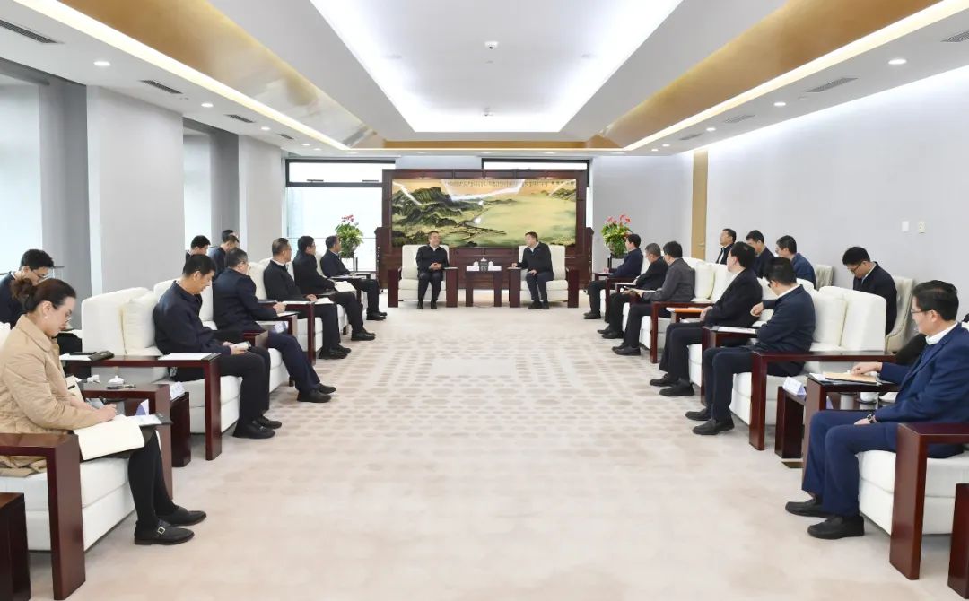 9B444802FF1613533FD6F413198_C398331E_16FC3.jpg?e=